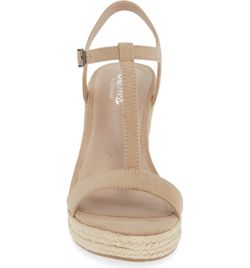 NEW CHARLES BY CHARLES DAVID Lili T Strap Wedge Sandal. Nude Suede. Imported. SIZE 7.5 M for Sale in Miami FL OfferUp