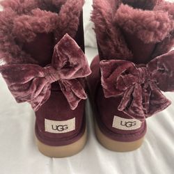 UGG Women’s Bailey Bow Crushed Velvet Boots