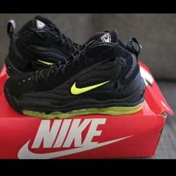 NIKE AIR TOTAL MAX UPTEMPO BLACK VOLT