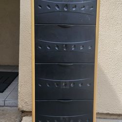 CD cabinet