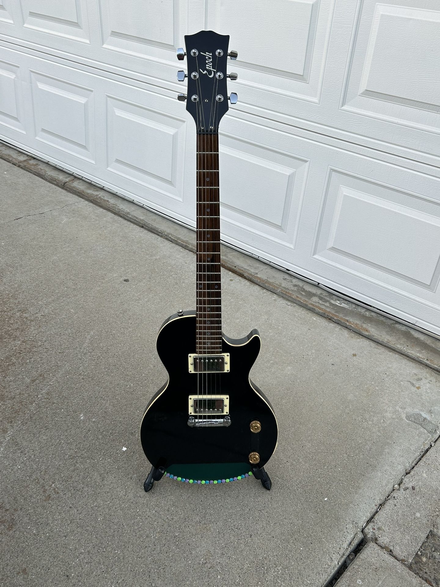 Great 😊 Used Epoch STANDARD Electric Guitars Black