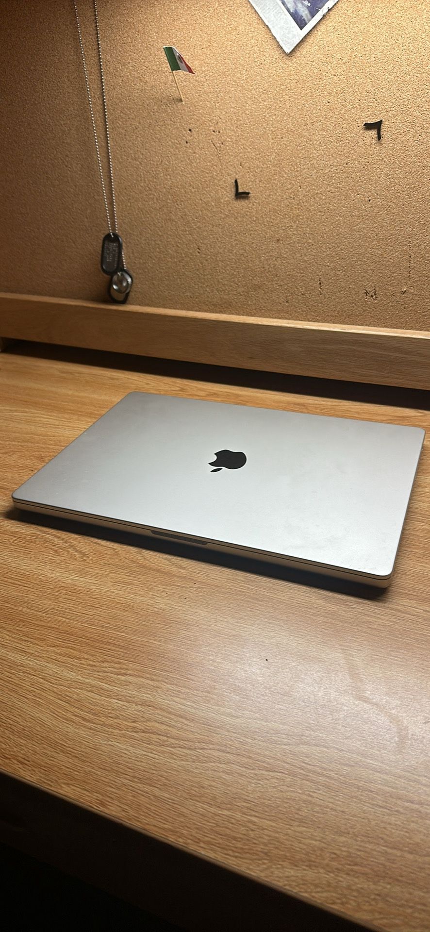 Macbook Pro M2 16in