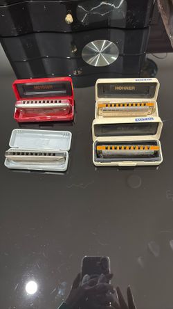 4 Hohner Harmonicas