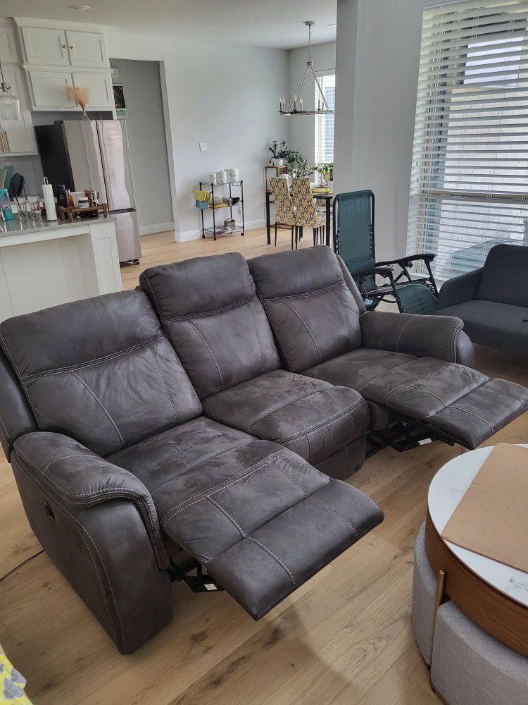 Electric Recliner 3 Seater Sofa - Rarely Used