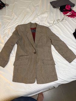 Burberry's of London size 6 Houndstooth Wool Blazer $40