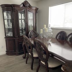 Dinning Room Set