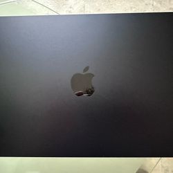 MacBook Air with M2 chip - Midnight