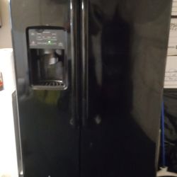 Ge Side By Side Refrigerator Freezer 
