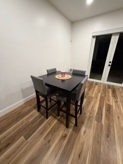 Counter Height Dining Table Set with 4 Chairs