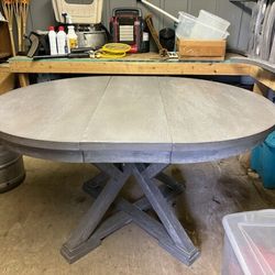 Dining Table W/chairs