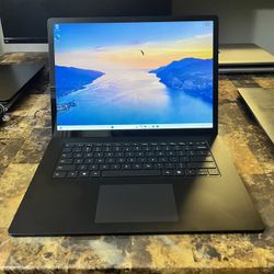 Surface Laptop 4 15” AMD Ryzen 7, 8GB RAM, 512GB SSD