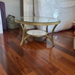 Round Coffee Table 