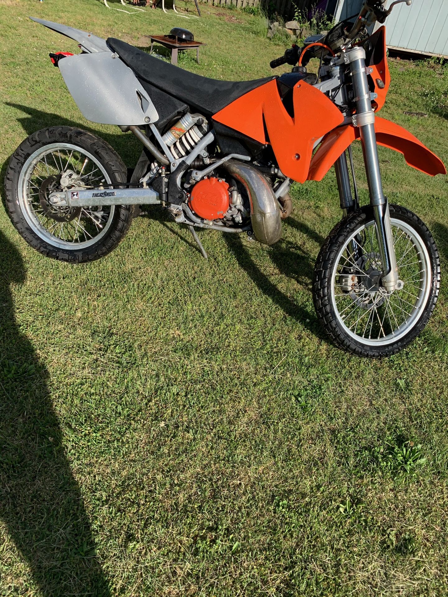 2000 KTM 380