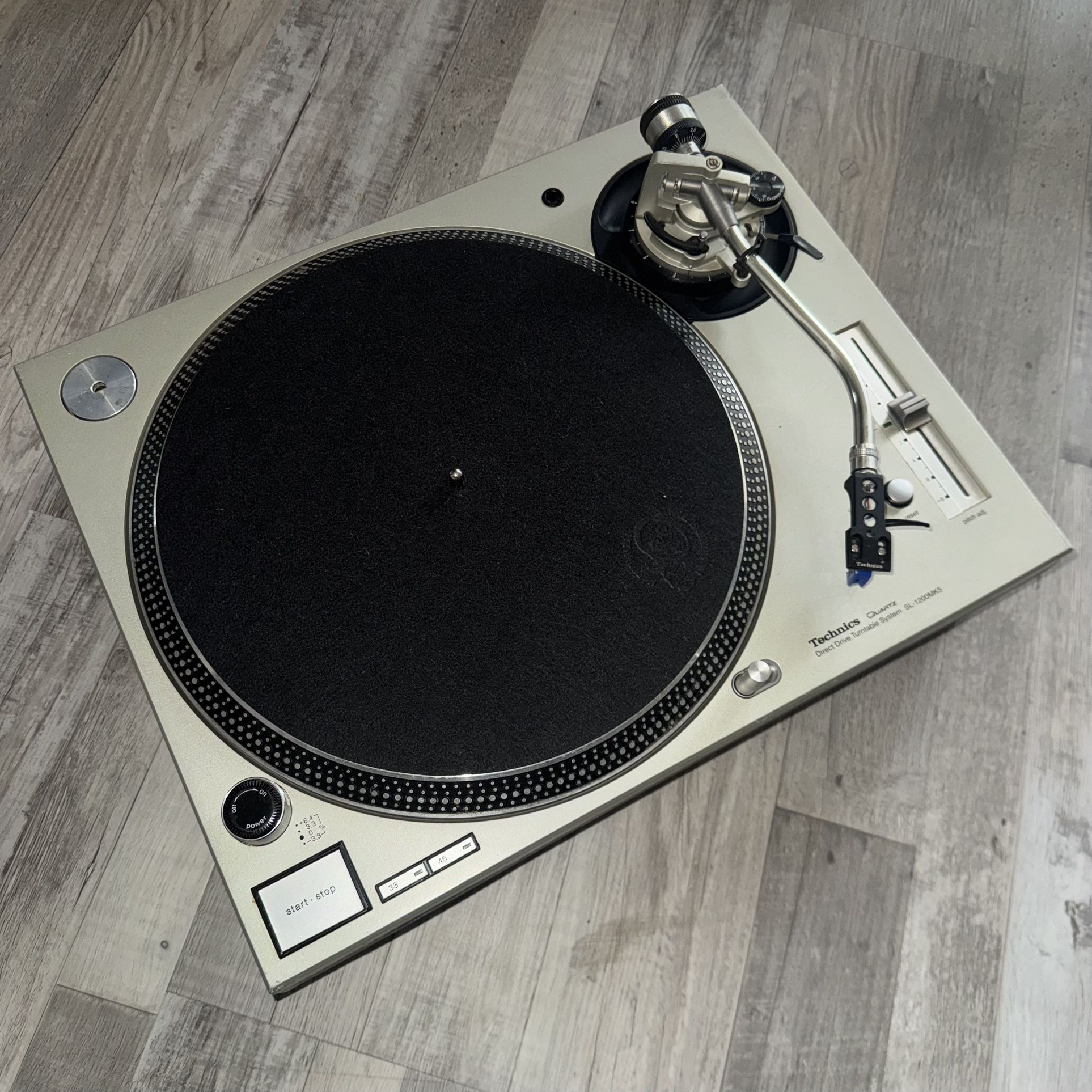 Technics SL-1200MK5 Turntable – Excellent Condition (Tested & Working)