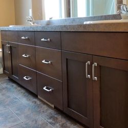 Redoor cabinets And Drawers
