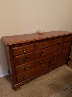 Dresser