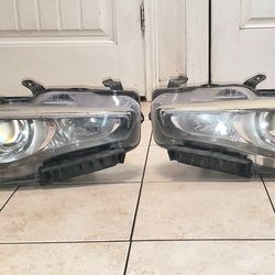 Infiniti Q50 headlights