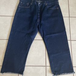 Navy Blue Levi’s 501 (shoot Offers)