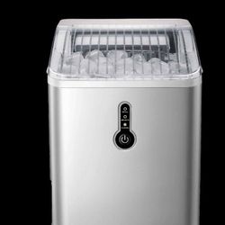 ZAFRO Compact Ice Maker Countertop with Ice Scoop/Basket for Home/Kitchen/Office/Bar, Self-Cleaning Function, 26Lbs NEW IN BOX!