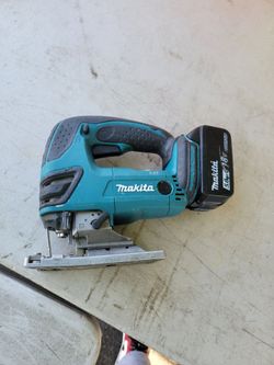 Jigsaw makita w vattery