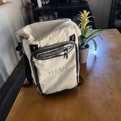 Titan Backpack Cooler