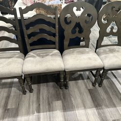 ($500 OBO) Solid Wood Dining Table Set – Table, Pedestal Base & 4 Chairs