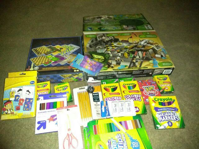 Art fun legos color pencils crayons crayola makers