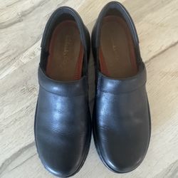 Clarks PRO Black Leather Slip-On Work Shoes NEW 