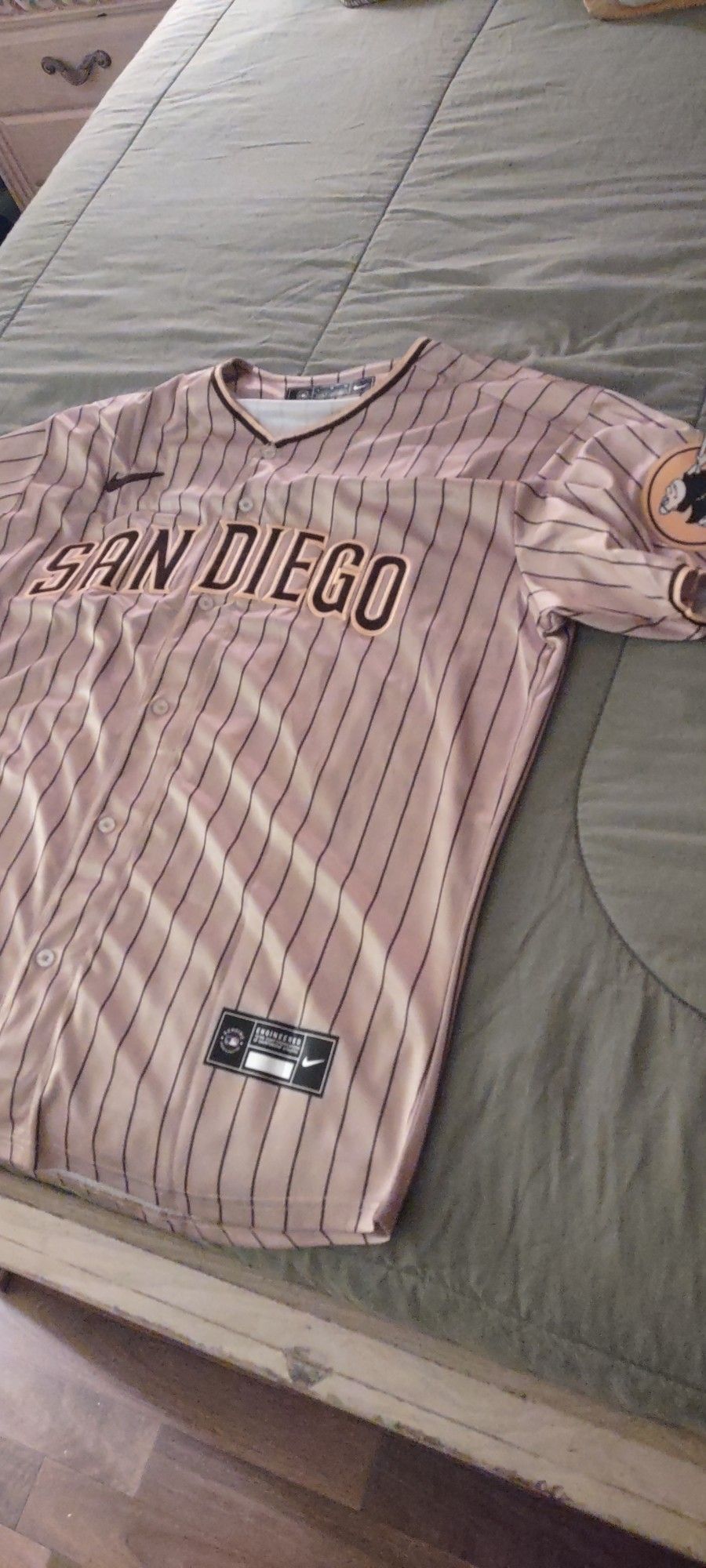 1998 Padres Pinstripe Jersey for Sale in Chula Vista, CA - OfferUp