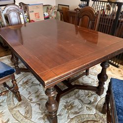Antique Jacobean 1920/1930 Dining Table And Six Chairs