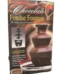 Nostalgia Electric Fondue Fountain 