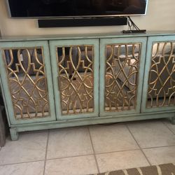 Credenza