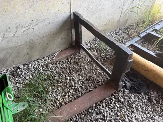 Pallet forks - $350