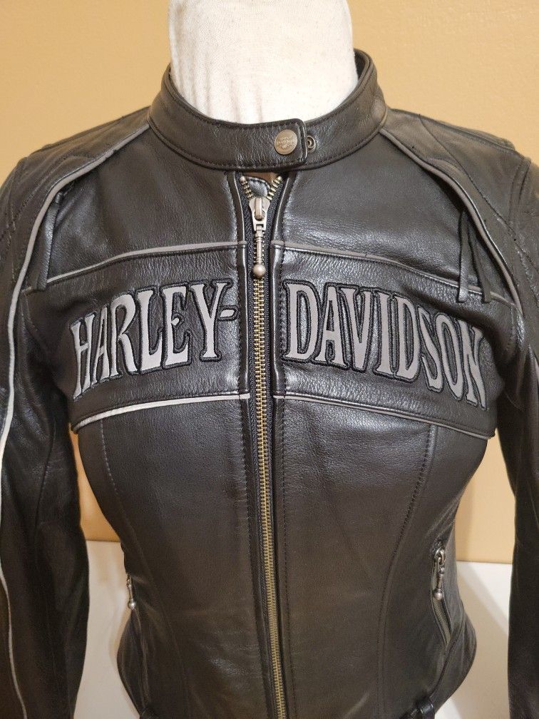 Harley Davidson Women's Willie G Reflective skull Leather Small Jacket