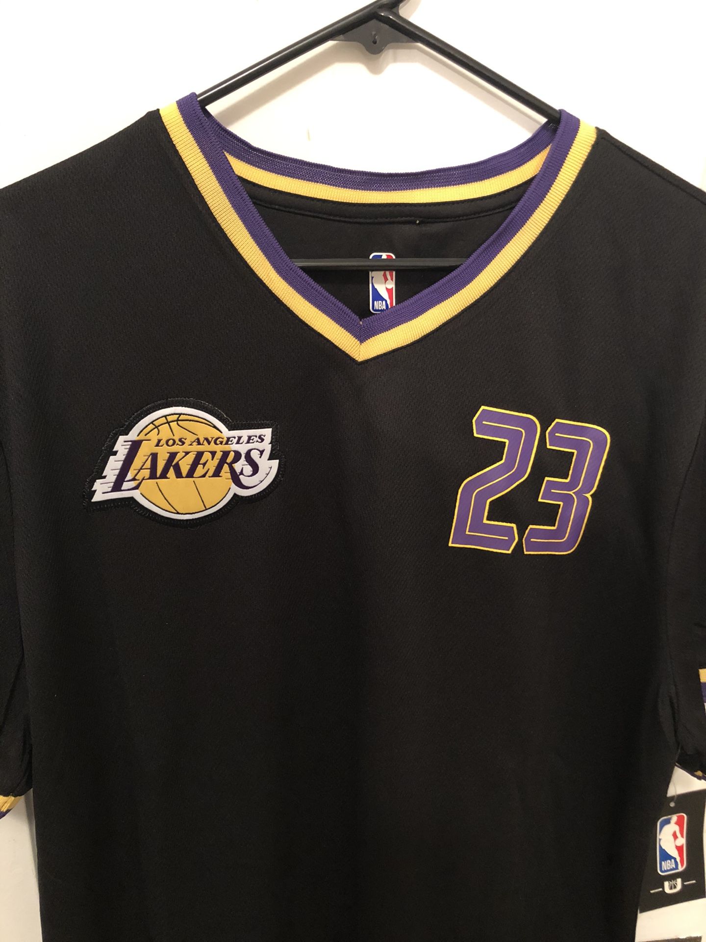 LeBron James Lakers V-Neck Jersey M-L-XL