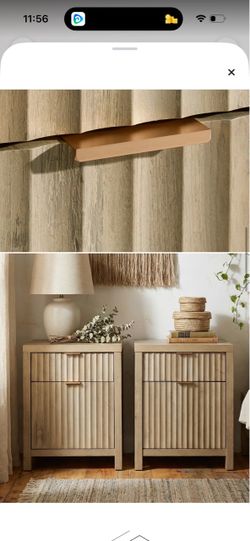 2 nightstands