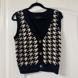 Sweater vest