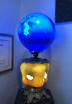 Vintage double decker hurricane table lamp