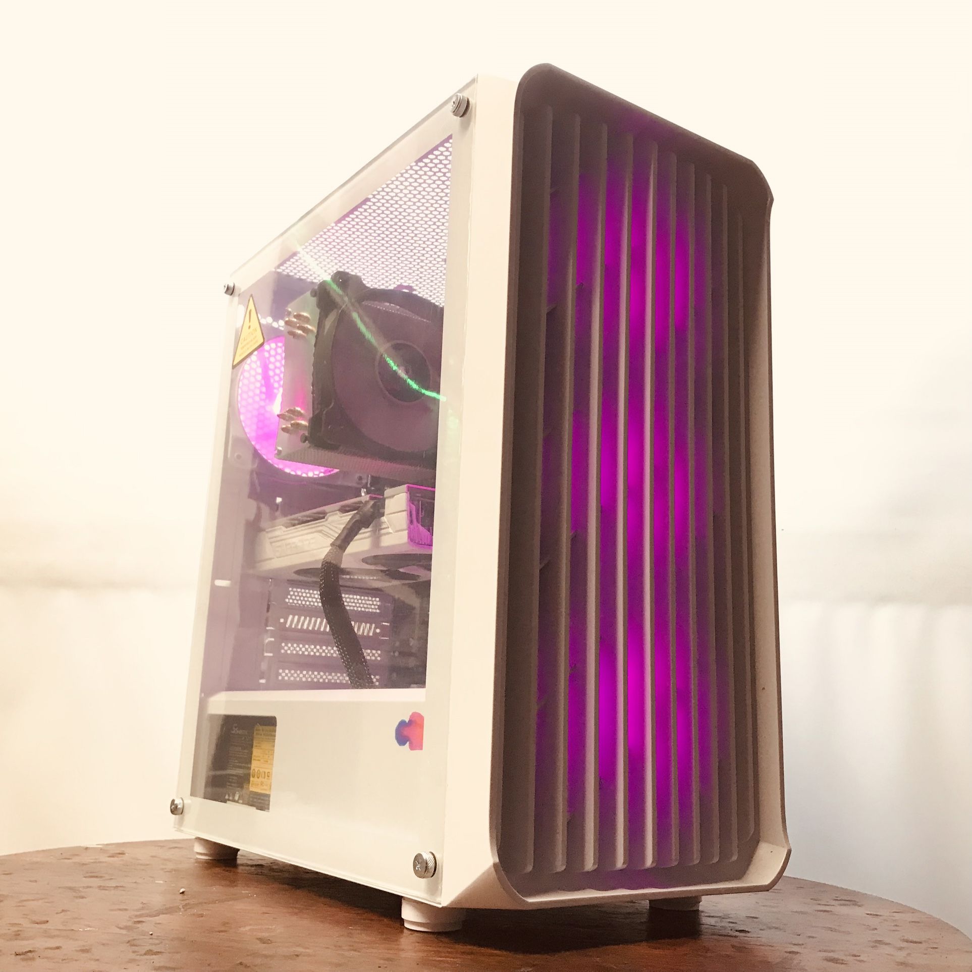 Intel Core i5 9400 • NVIDIA GTX 1070 8GB OC • 512 GB SSD • 32GB