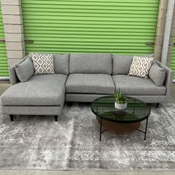 *Free Delivery* Large Deep Gray Modern Sectional Couch Sofa