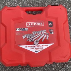Craftsman 33 Piece Ratchet Set!!