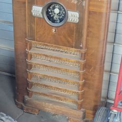 Antique Radio