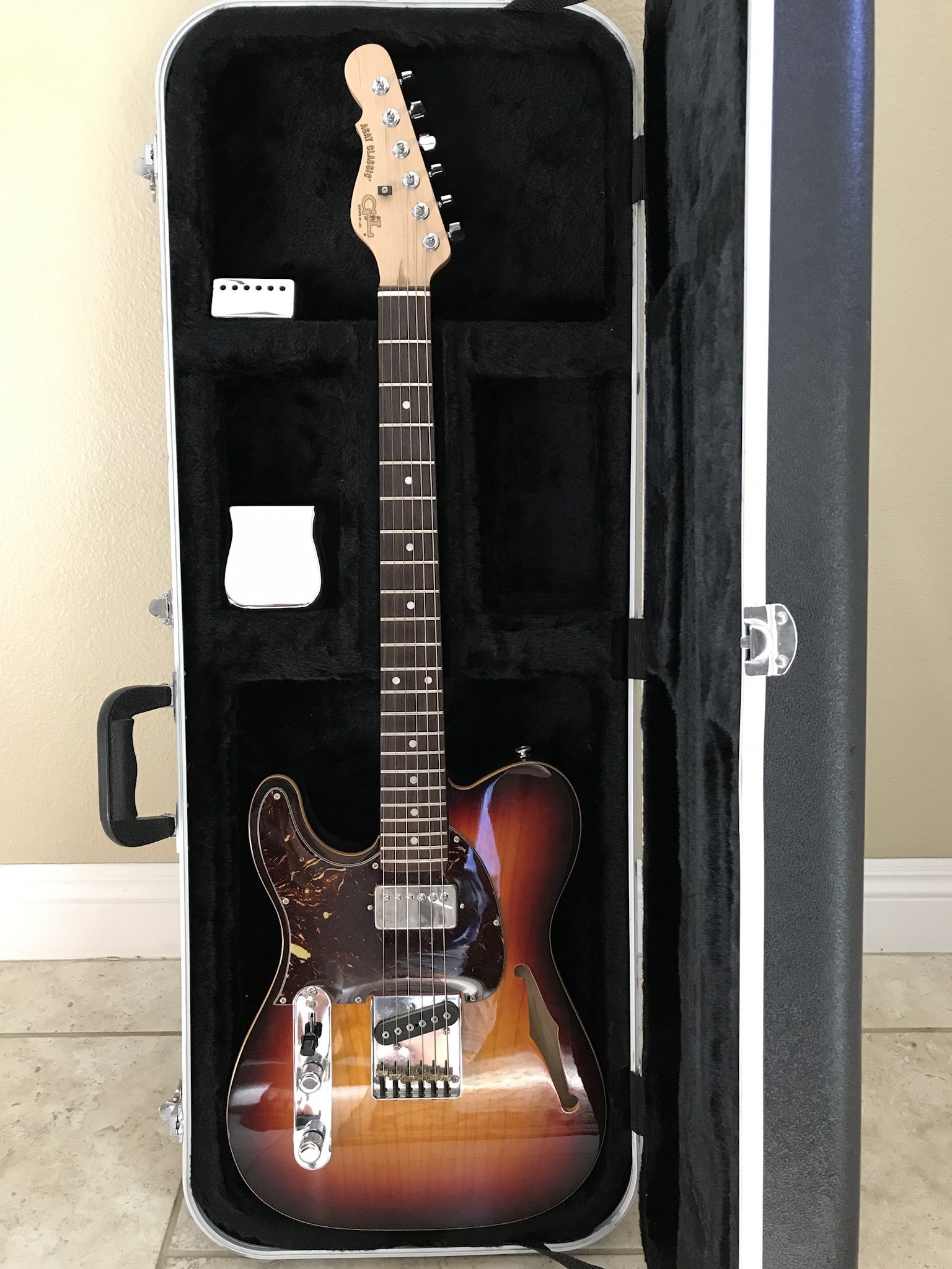 Left Handed G&L USA ASAT Classic Bluesboy Semi-Hollow