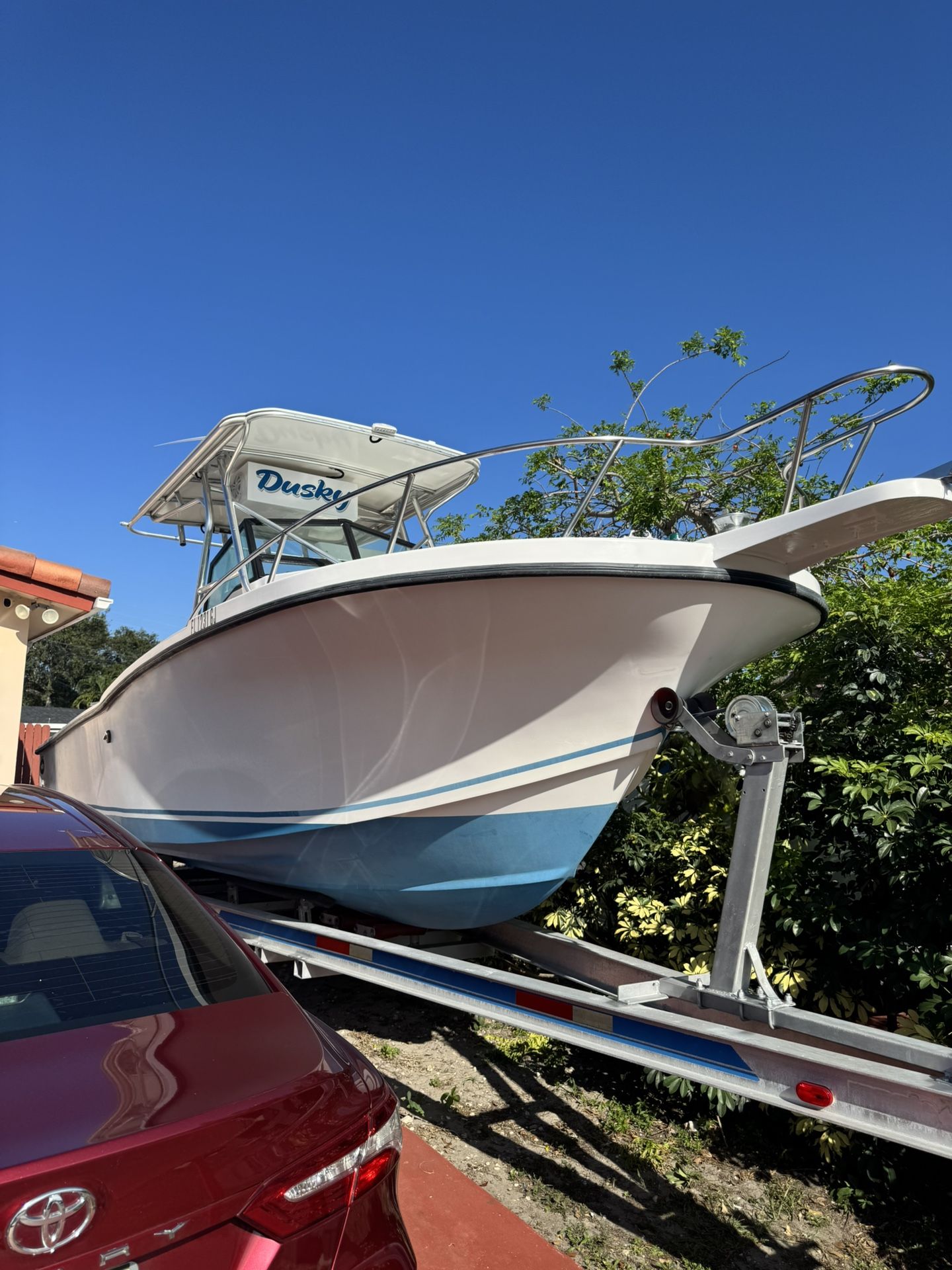 Dusky 1989 Open Fish 25,6