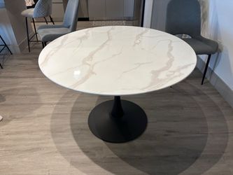Round Marble-Top Dining Table with Pedestal Base