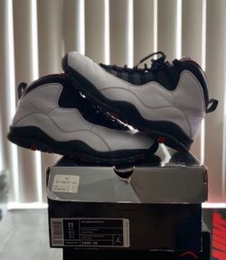 Air Jordan Retro 10 “Chicago”