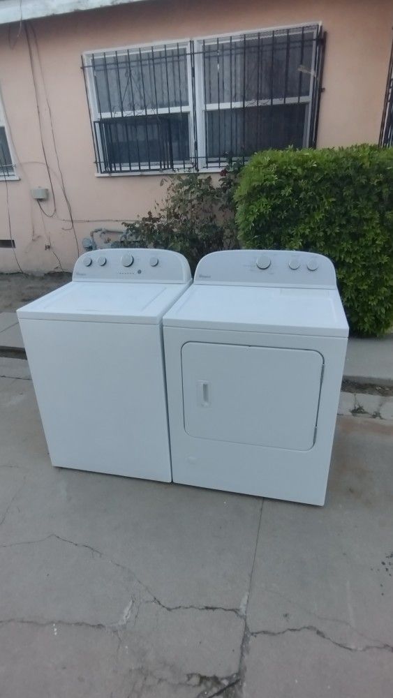 Washer And Gas Dryer 