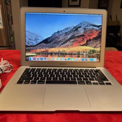 Apple MacBook Air -13”-2017, i7 (3.2Ghz), 8GB RAM, 256GB SSD, Extras Available: 1TB M.2 NVME SSD