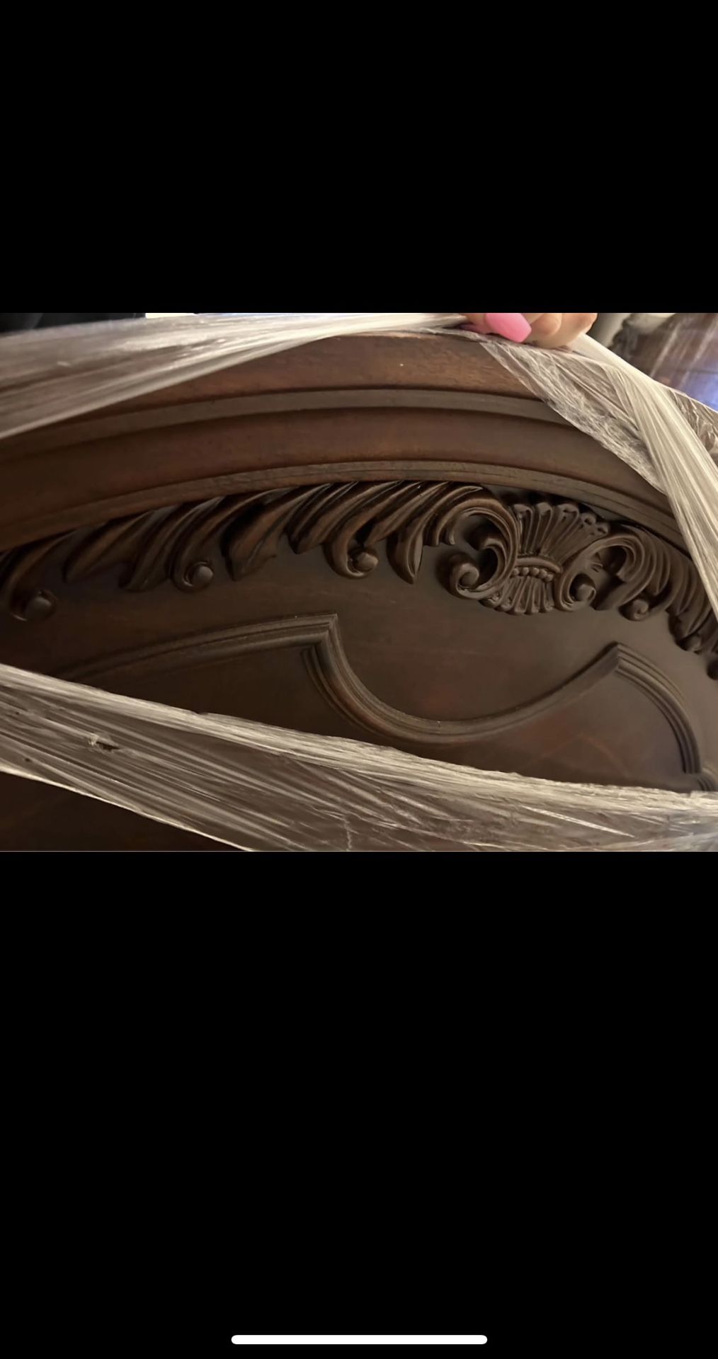 CALI KING BEDROOM SET