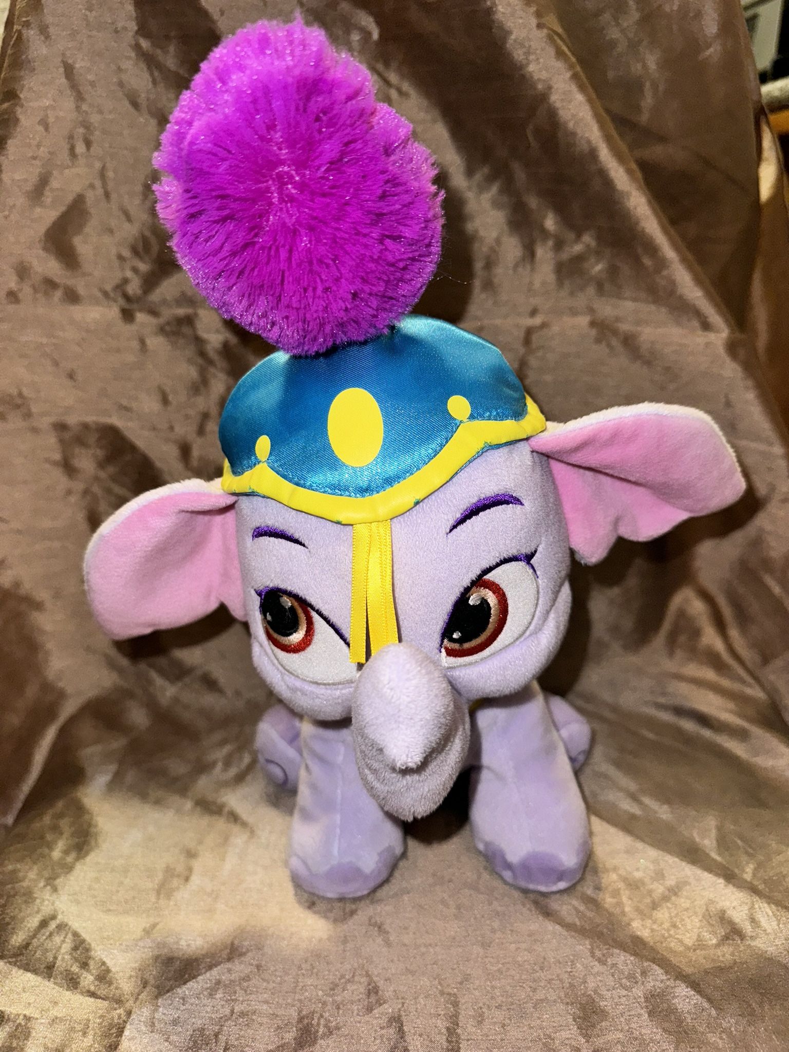 Disney Store Exclusive Plush Baby Elephant Aladdin Jasmine Palace Pets Plush Dol